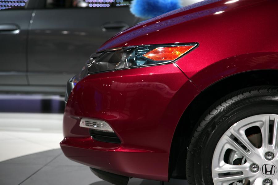  Honda Insight 2010 года  (фото 43 из 84)